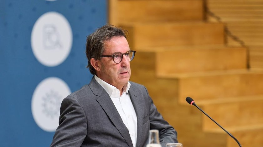 Gommers: geld was reden om niet altijd patiënten over te nemen