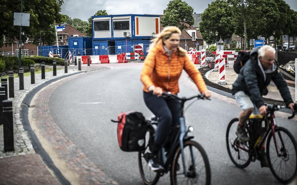 Trots en chagrijn in Zoutkamp: het visvriendelijke supergemaal is klaar, maar horeca nog steeds slecht bereikbaar
