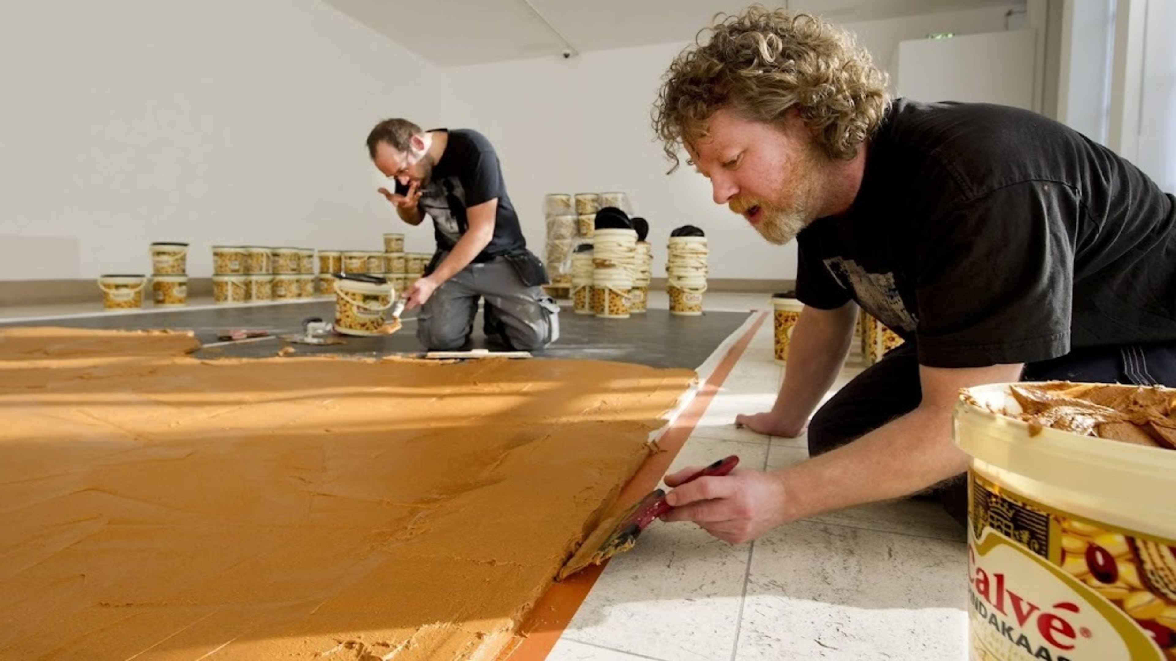 Pindakaasvloer van Wim T. Schippers keert terug in museum