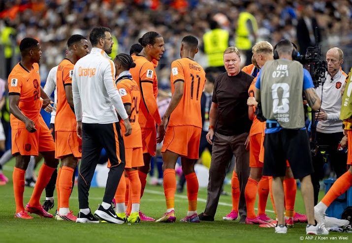 Massaal toiletgebruik tijdens extra pauzes Nederlands elftal
