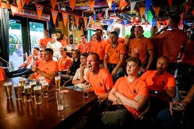 ‘Het voetbal is Koeman gewoon voorbijgesneld’: zes opmerkingen waarmee je zondag slim lijkt tijdens Oranje