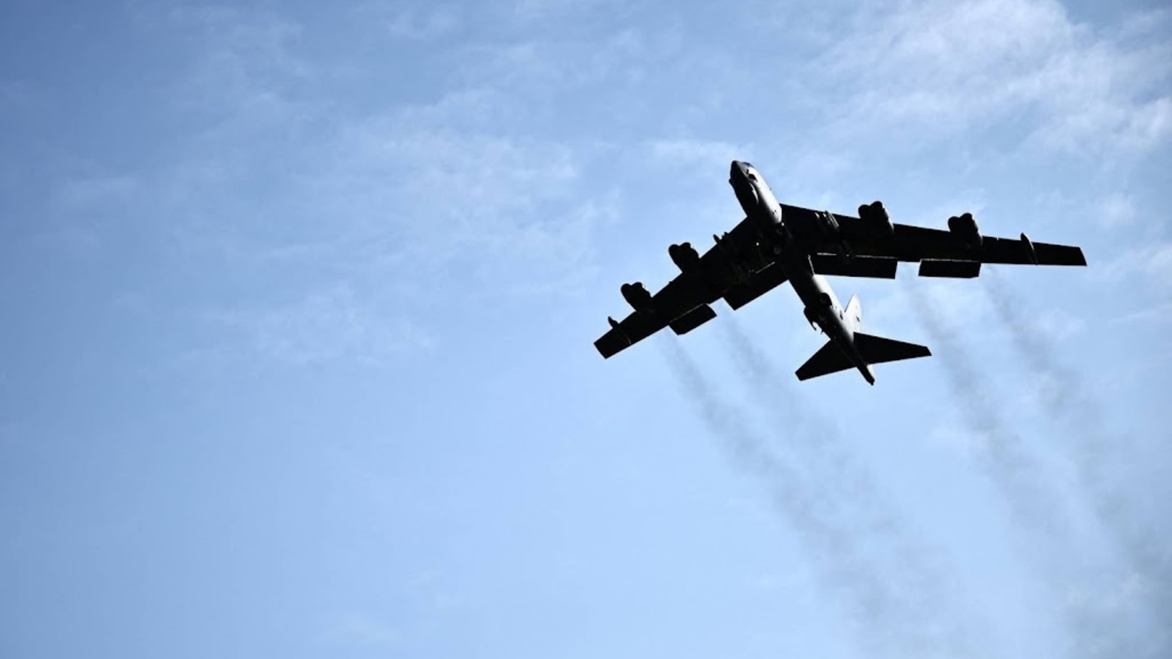 Luchtmacht VS houdt rekening met acht doden na crash bommenwerper