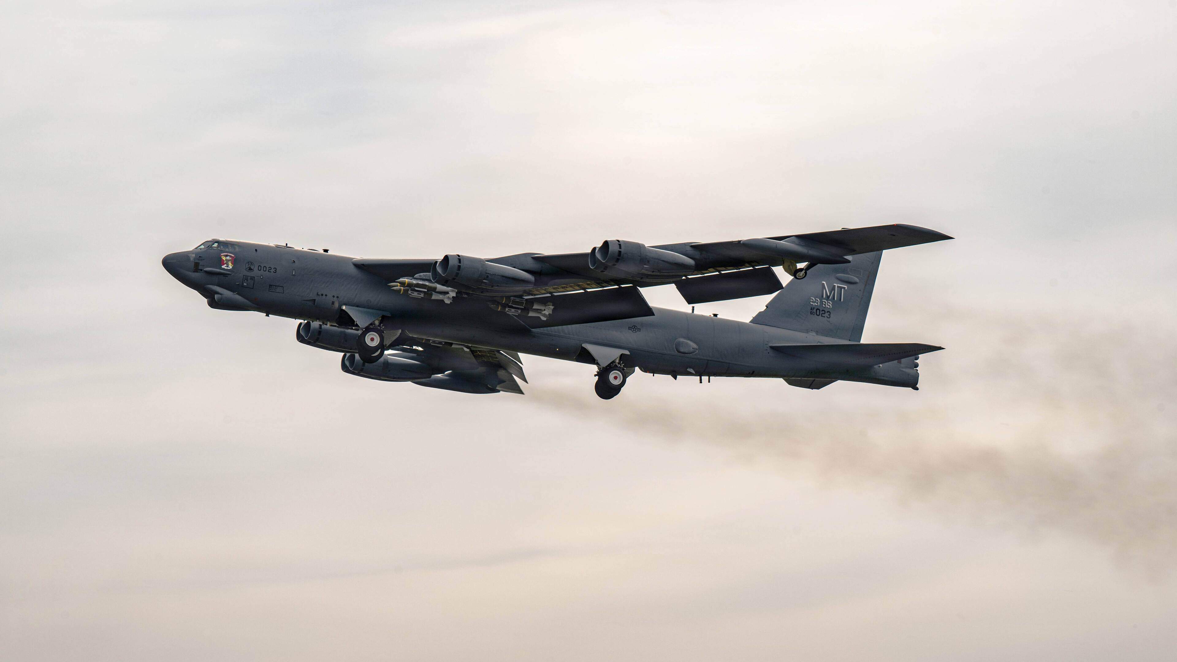 B-52-bommenwerper neergestort na opstijgen in Amerika