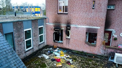 Brandbom ruïneert woningen in Apeldoorn, verdachte (33) ontkent: ‘Mijn leven is verwoest’