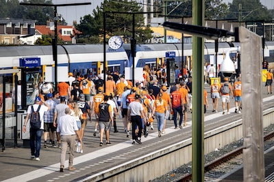 Voor 49 euro met de trein door heel Nederland: zo werkt het nieuwe abonnement
