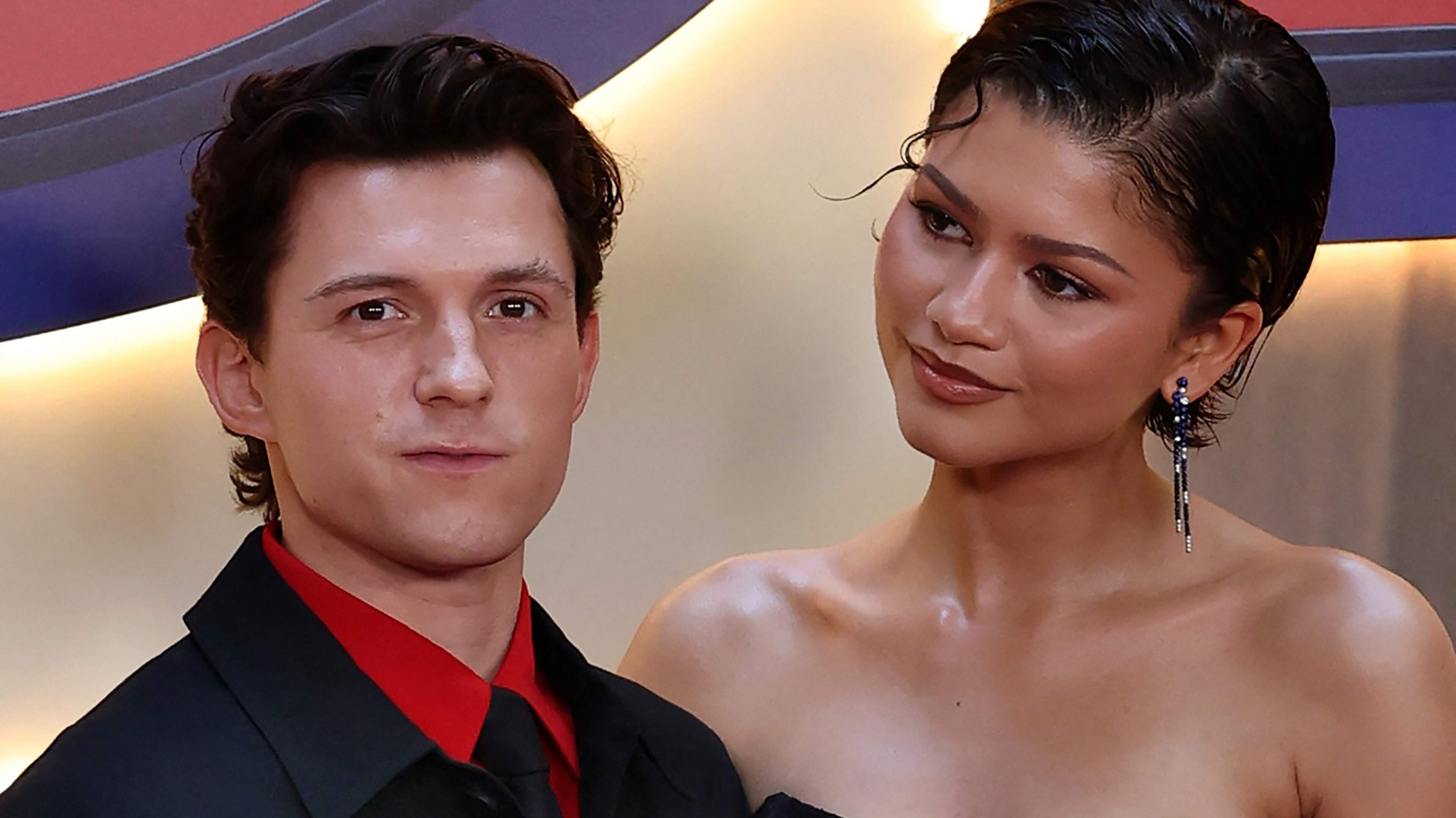 Tom Holland (30) praat zijn mond weer eens voorbij: ’Ja, Zendaya en ik zijn getrouwd’