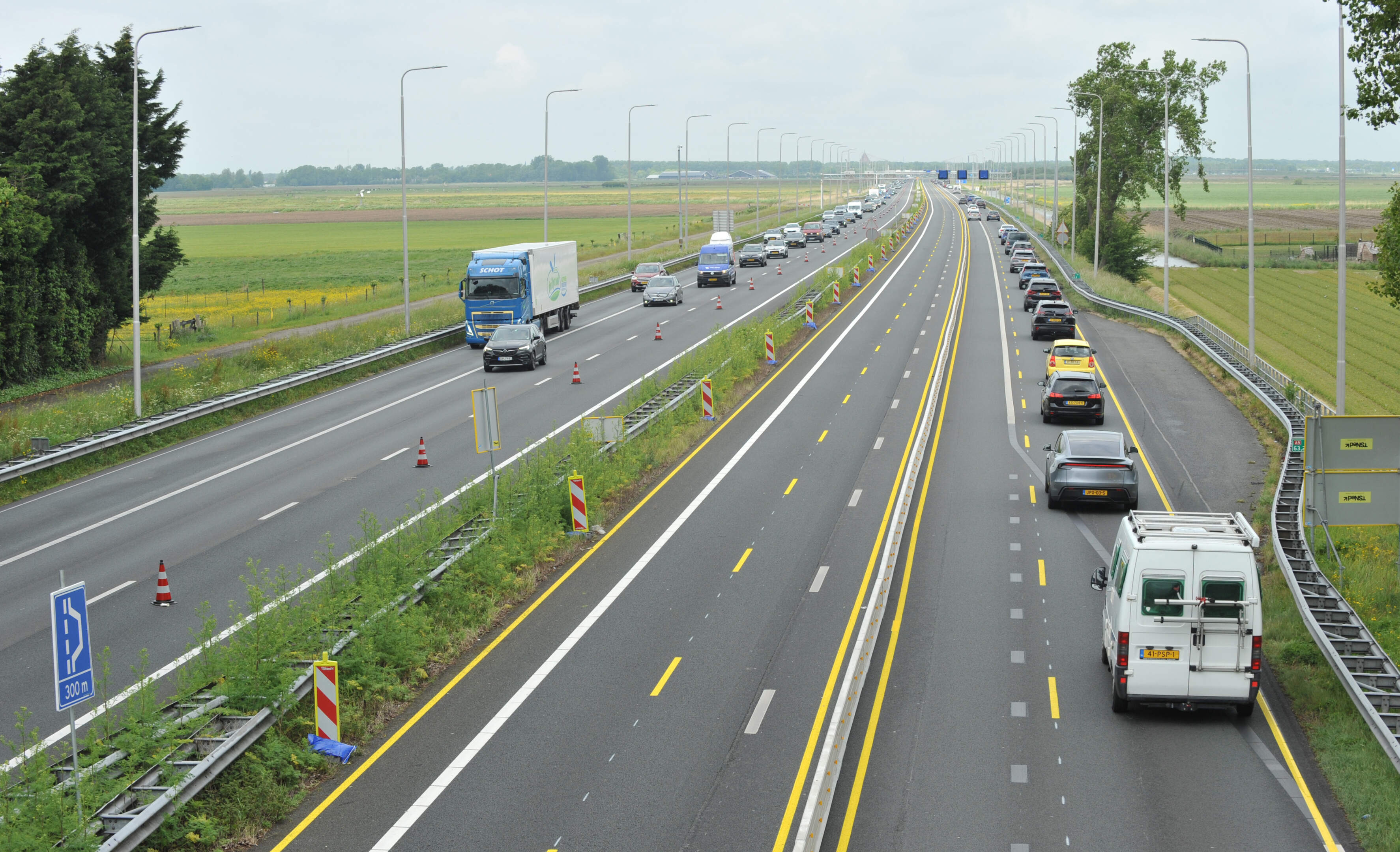 Verkeer Noord-Holland: oponthoud op de A7 in de ochtendspits van dinsdag 16 juni