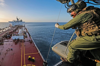 Jacht op Russische schaduwvloot: tankers geënterd, fregatten ingezet, maar Nederland kijkt nog toe