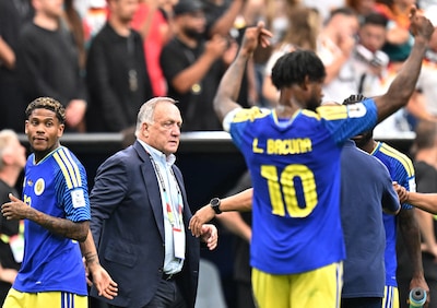 LIVE WK voetbal | Dick Advocaat hoopt na zware nederlaag op beterschap tegen Ecuador