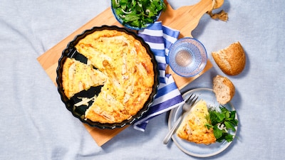 Wat Eten We Vandaag: Frittata met witte asperges en verse kruiden