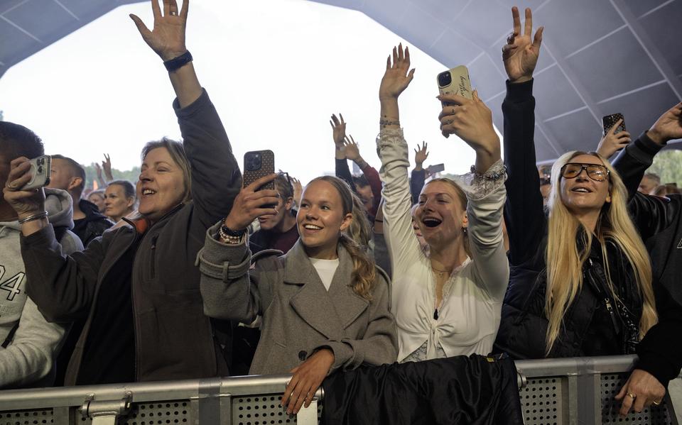 Kijk terug: Hello Festival in Emmen en twee dagen Summerstage in Groningen