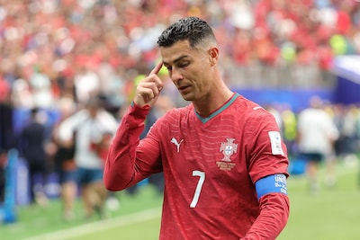 Kritiek op Cristiano Ronaldo na anonieme WK-start met Portugal: ‘Het team moet scoren, niet jij’