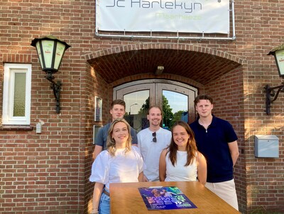 Harlekyn Zomerfeest op Raboplein in Maarheeze: Monique Smit en Kafke op podium