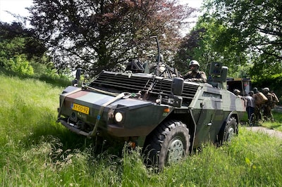 Vier Nederlandse militairen gewond tijdens grootschalige oefening in Duitsland