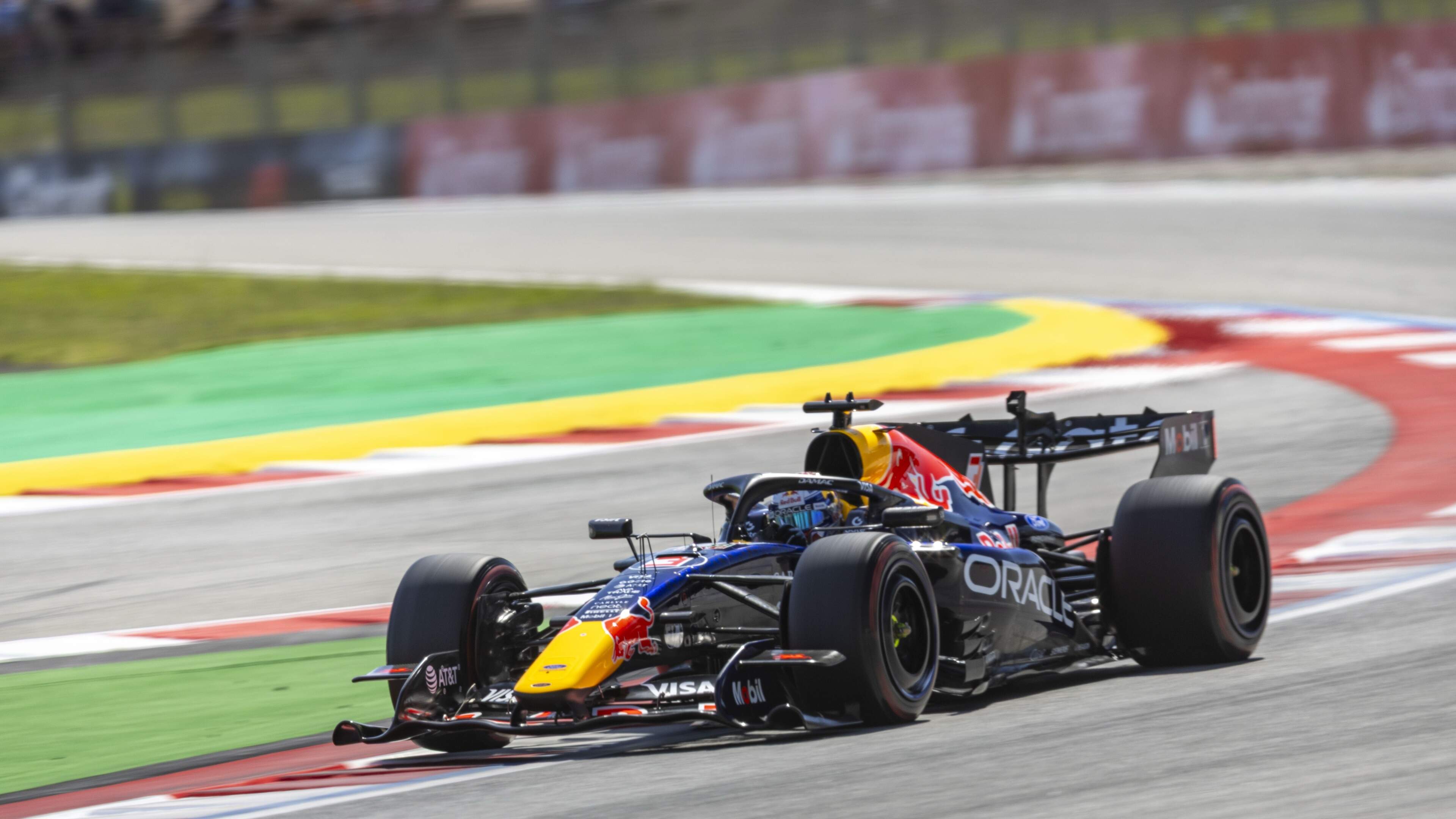 LIVE Formule 1 | Kan Max Verstappen het podium aanvallen bij GP Barcelona-Catalonië?