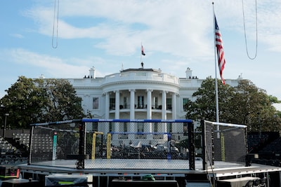 Van verboden sport tot Witte Huis: MMA-wereld in shock over Trumps bizarre verjaardagscadeau aan zichzelf