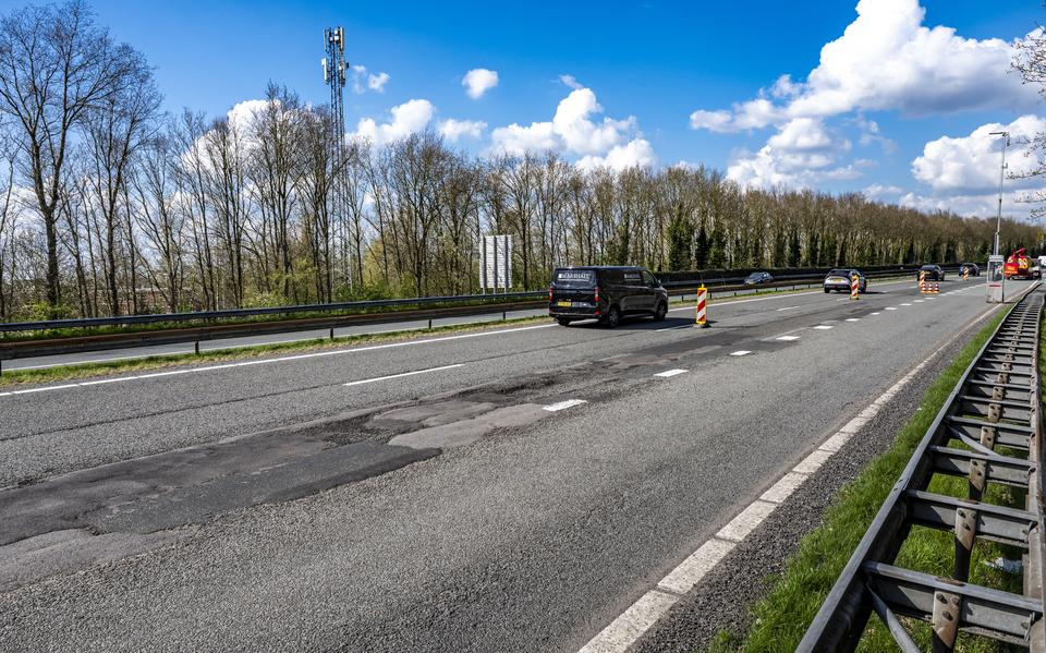 Schade aan je auto door slechte wegen? Zo claim je een vergoeding bij Rijkswaterstaat