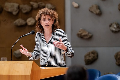 Hermans wil wet verhoging eigen risico later behandelen, oppositie kwaad