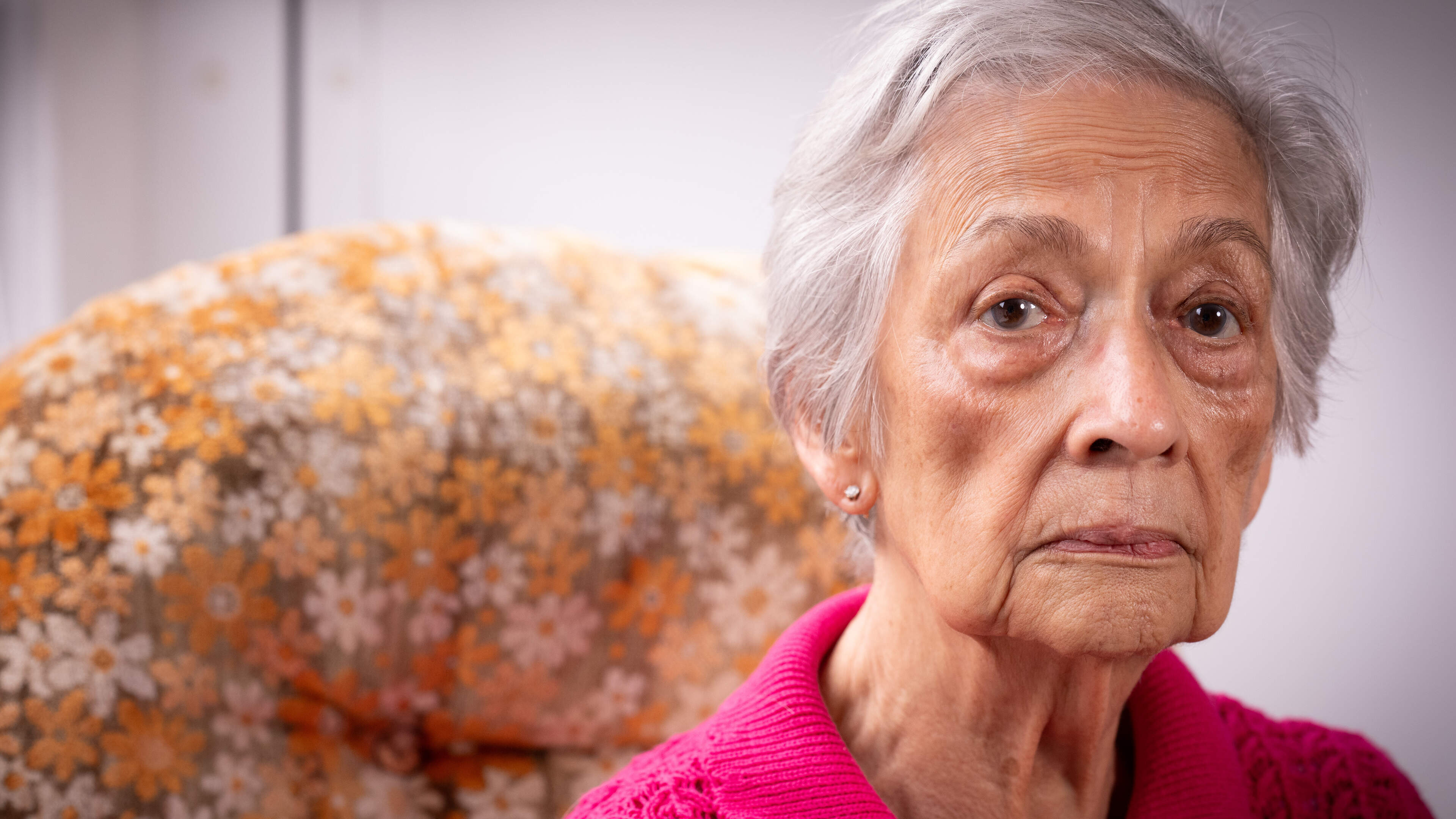 Louise-Marie (95) loopt bij psychiater na beroving van pinpas en juwelen, daders op vrije voeten: ’Zal pas écht rust hebben als ze zijn gepakt’
