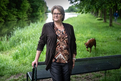 Hoe ‘je kúnt het wel, maar je dóét het niet’ Mia’s (68) leven beheerste, tót de diagnose kwam