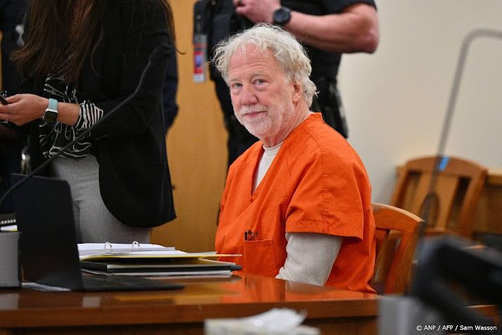 Timothy Busfield wil dat aanklachten tegen hem worden geseponeerd