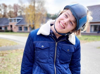 Jonathan (20) overlijdt na een leven met epilepsie: ‘Zijn drie vingertjes in de lucht vergeet ik nooit’