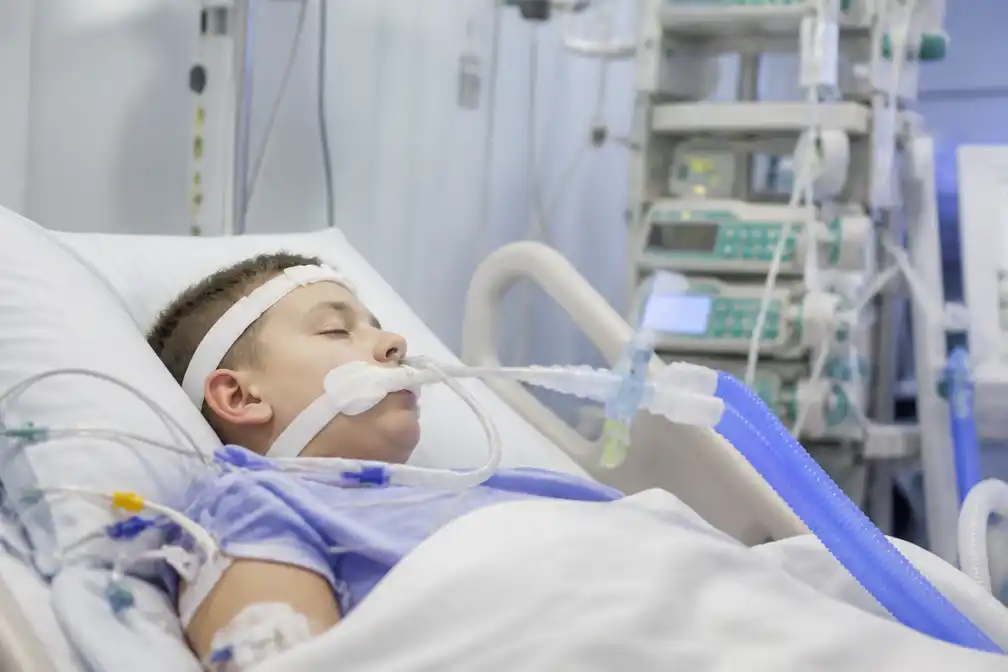 Italiaanse jongen (13) sterft na negen jaar coma door rauwmelkse kaas