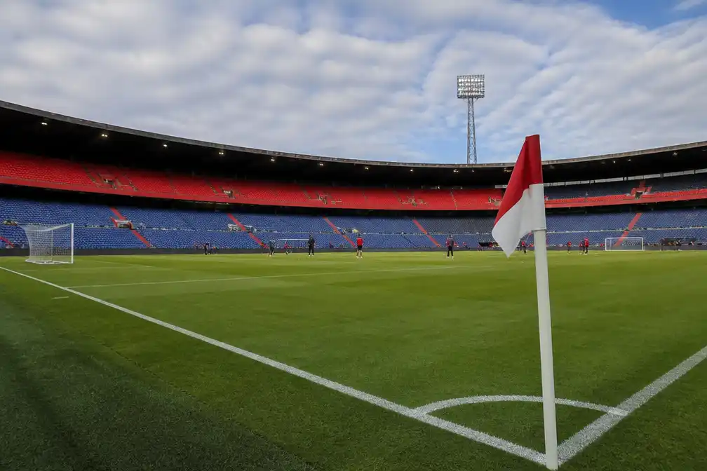 Feyenoord sluit voorbereiding af tegen Atalanta, Hadj Moussa aanvoerder