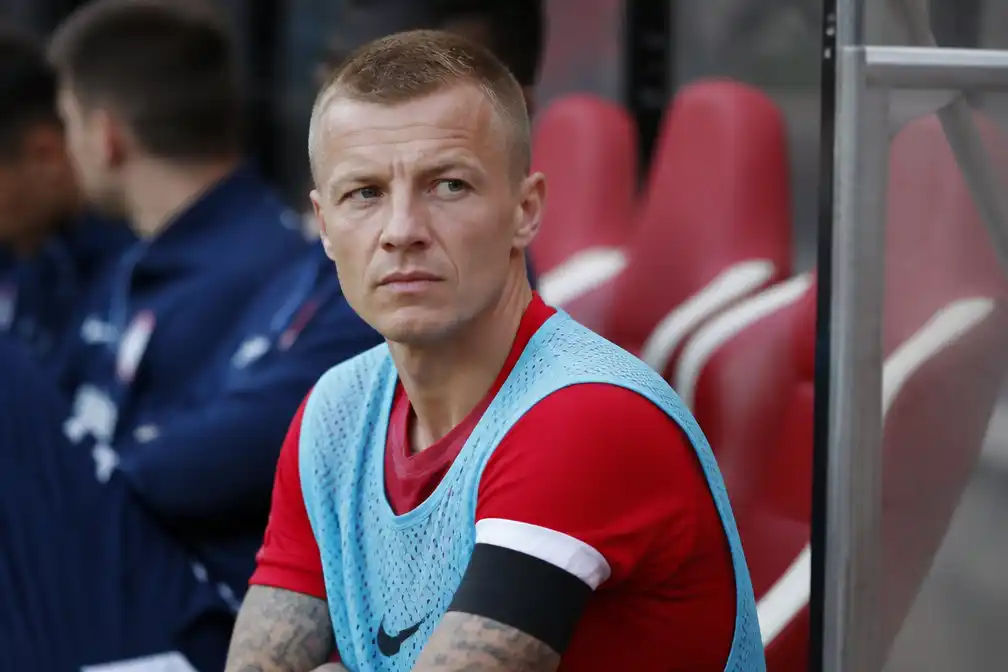 AZ moet aanvoerder Jordy Clasie opnieuw lang missen