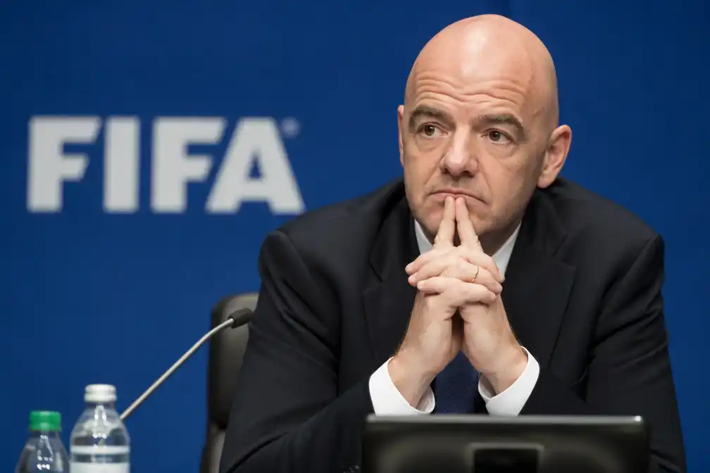 Europese bonden trekken steun aan Fifa-voorzitter Infantino in