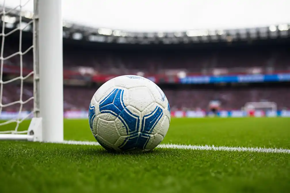 Eredivisie begint 8 augustus: Ajax en Feyenoord uit, PSV thuis