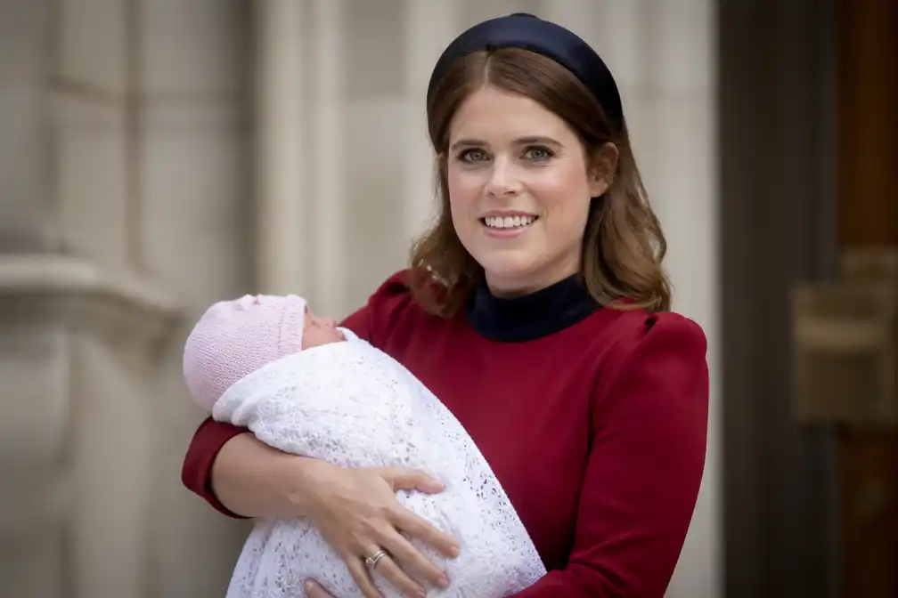 Prinses Eugenie bevalt in Lissabon van een dochter