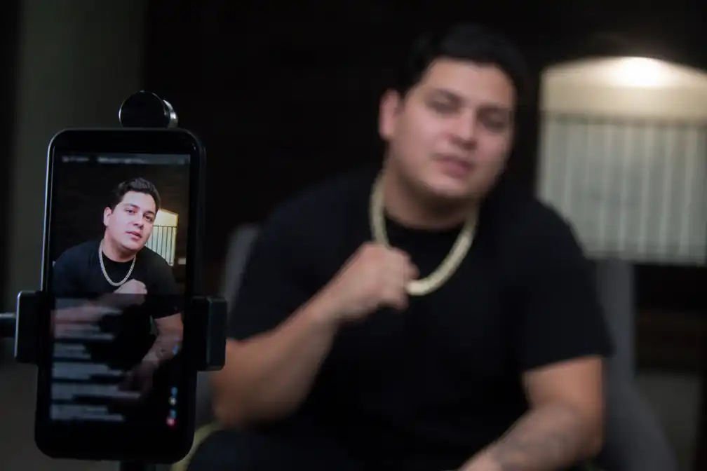 Mexicaanse influencer Cesar Gastelum doodgeschoten tijdens TikTok-livestream