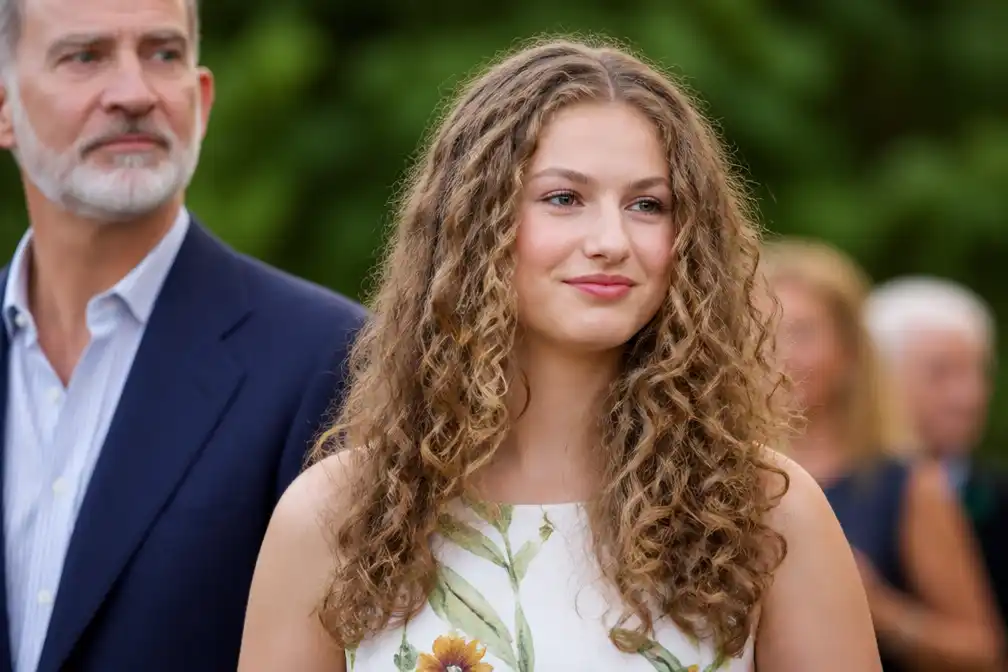 Spaanse modebladen enthousiast over krullen prinses Leonor
