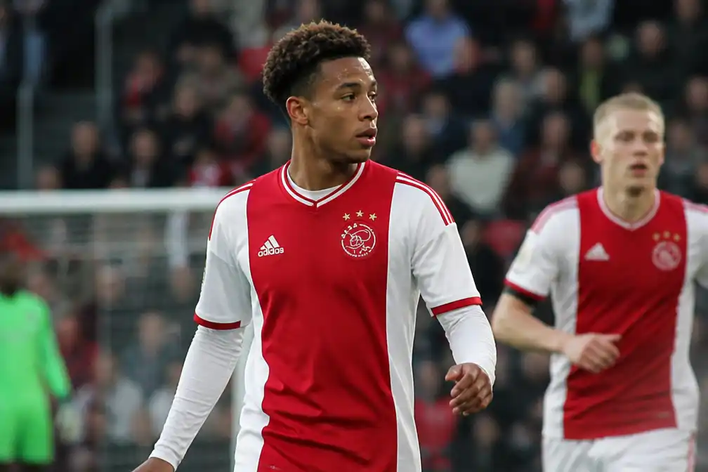 Ajax nog 57 doelpunten van 6.000 in de Eredivisie