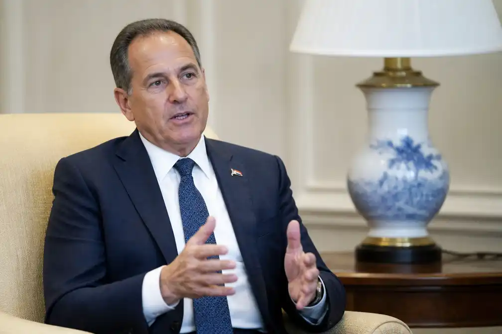 Amerikaanse ambassadeur waarschuwt Nederland over restricties op Amerikaanse bedrijven