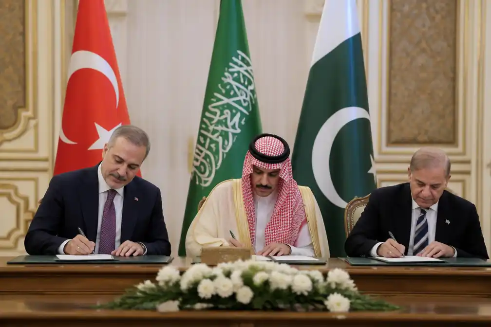 Saudi-Arabië, Turkije en Pakistan tekenen gezamenlijk defensiepact