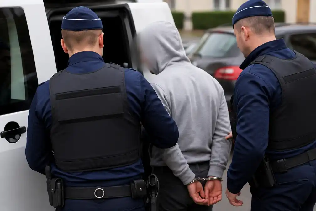 Oom aangehouden voor moord op jongen (7) in Merchtem; ook moeder en vriendin vast