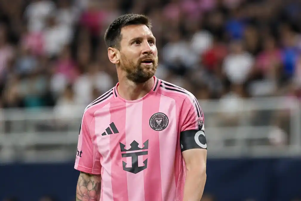 Columnist: Zelfs ouder wordende Messi is beste, maar superlatieven op