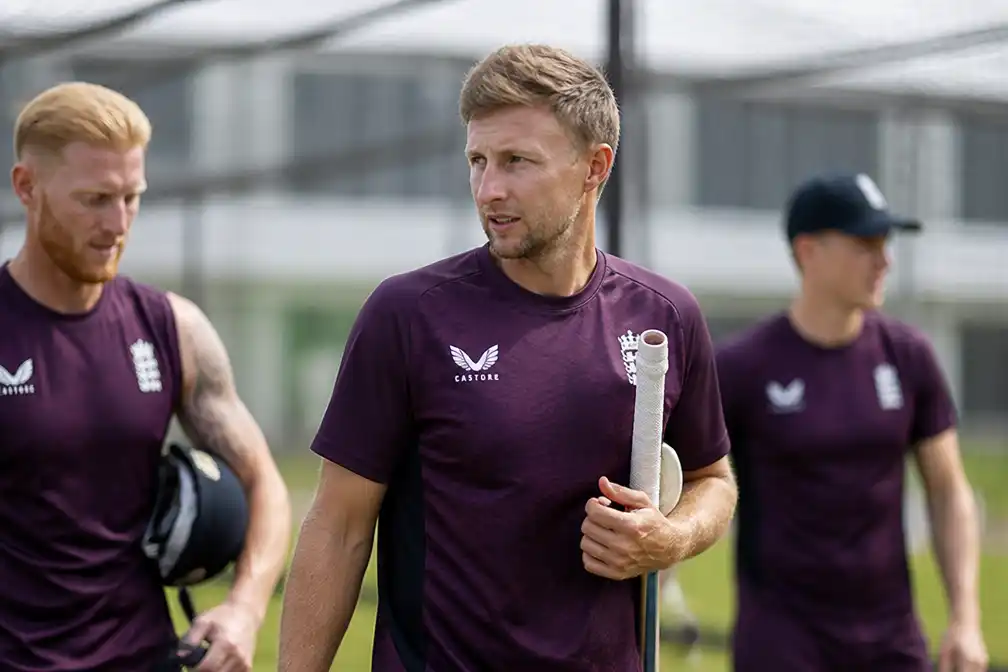 Joe Root schaft avondklok Engels Testteam af
