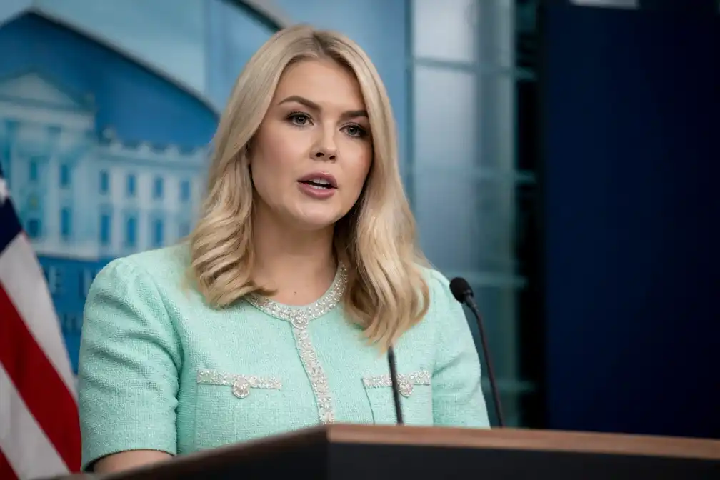 Trump: perschef Witte Huis Karoline Leavitt vertrekt