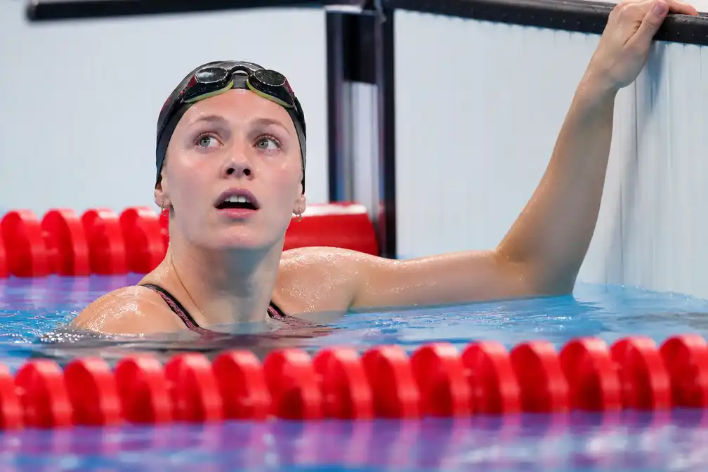 Steenbergen mist EK-medaille op 50 meter rugslag met één honderdste