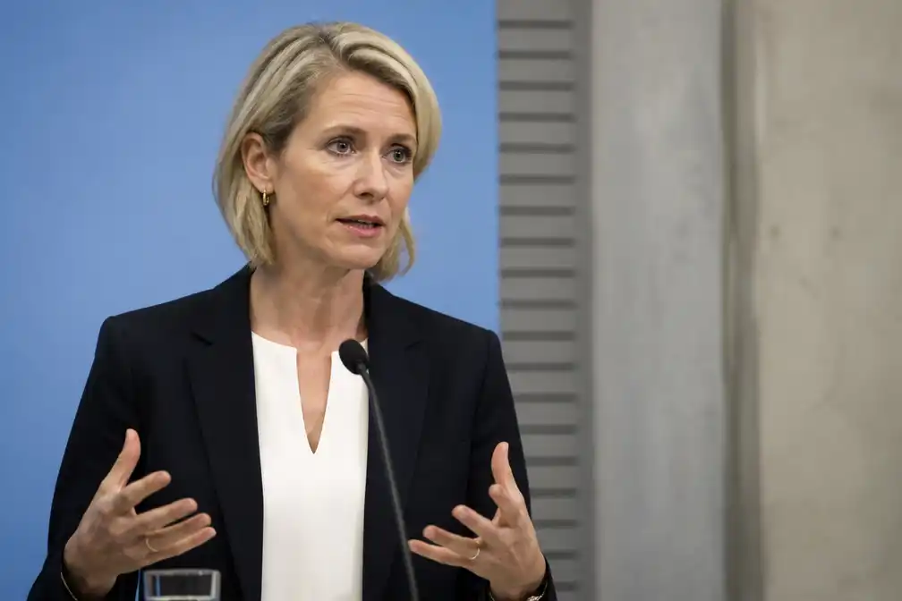 Van Veldhoven: hitte bewijst noodzaak van meer klimaatbeleid en aanpassing