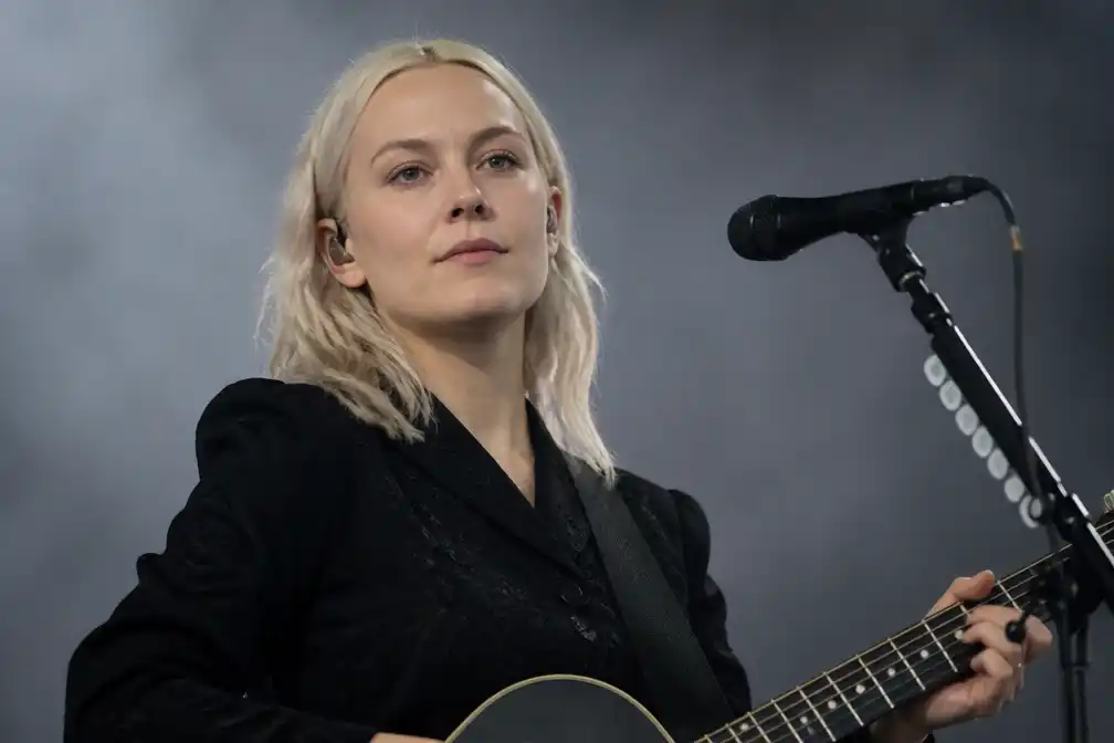 Phoebe Bridgers keert terug met derde album 'Lost Weekend'