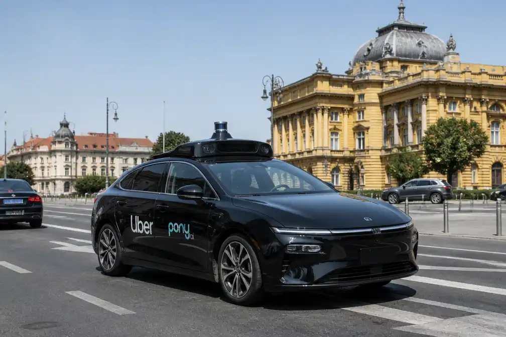 Uber en Pony.ai willen meer dan 2.000 robottaxi's in Europa inzetten