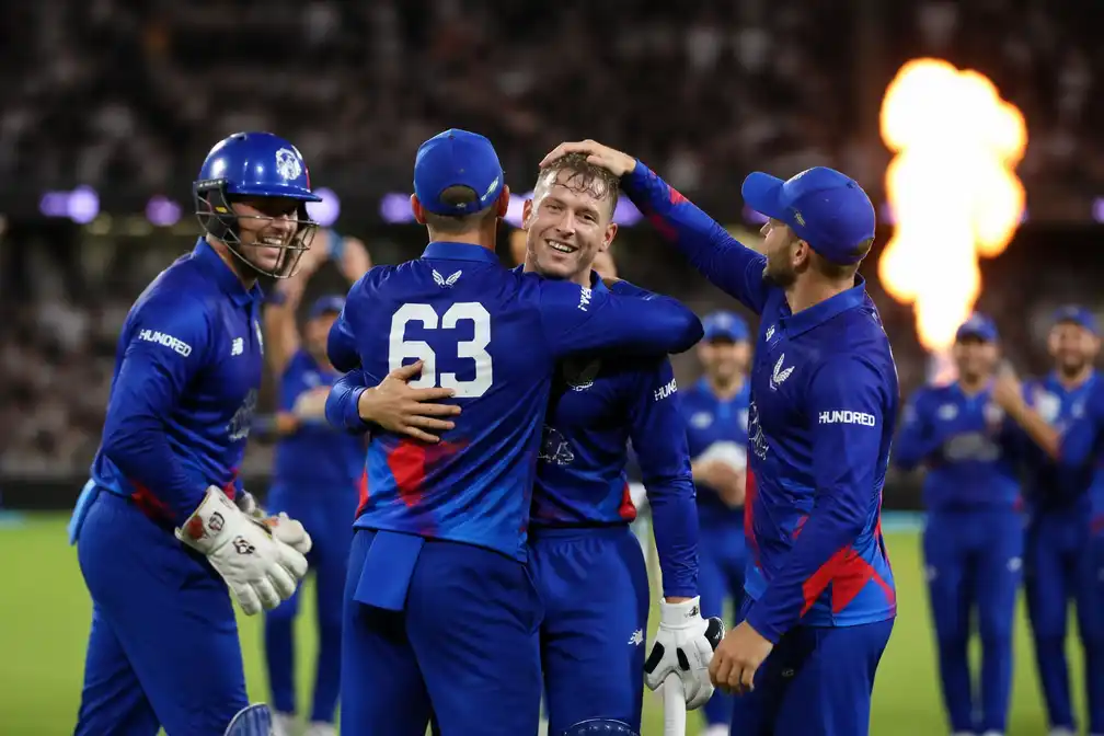 Manchester Super Giants wint eerste Hundred-titel ten koste van Trent Rockets