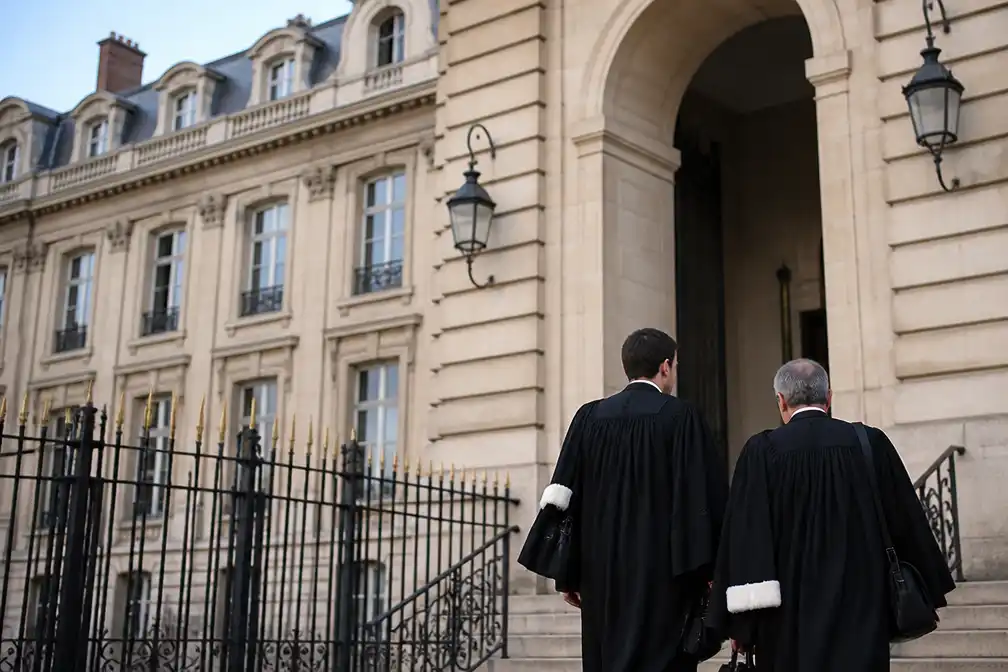 Parket Parijs onderzoekt Russische inmenging in presidentscampagnes