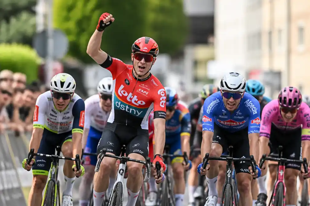 De Lie verdedigt Renewi Tour-titel in afscheidsweek bij Lotto