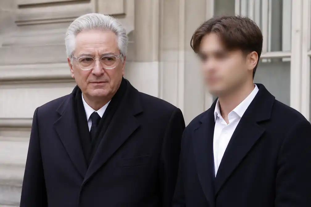Prins Laurent erkent zoon Clément Vandenkerckhove officieel als prins
