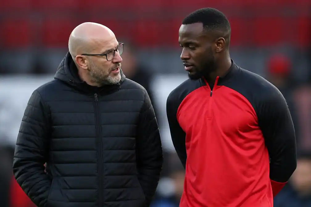 PSV dicht bij komst Lutsharel Geertruida, keuring en contracten nog niet rond